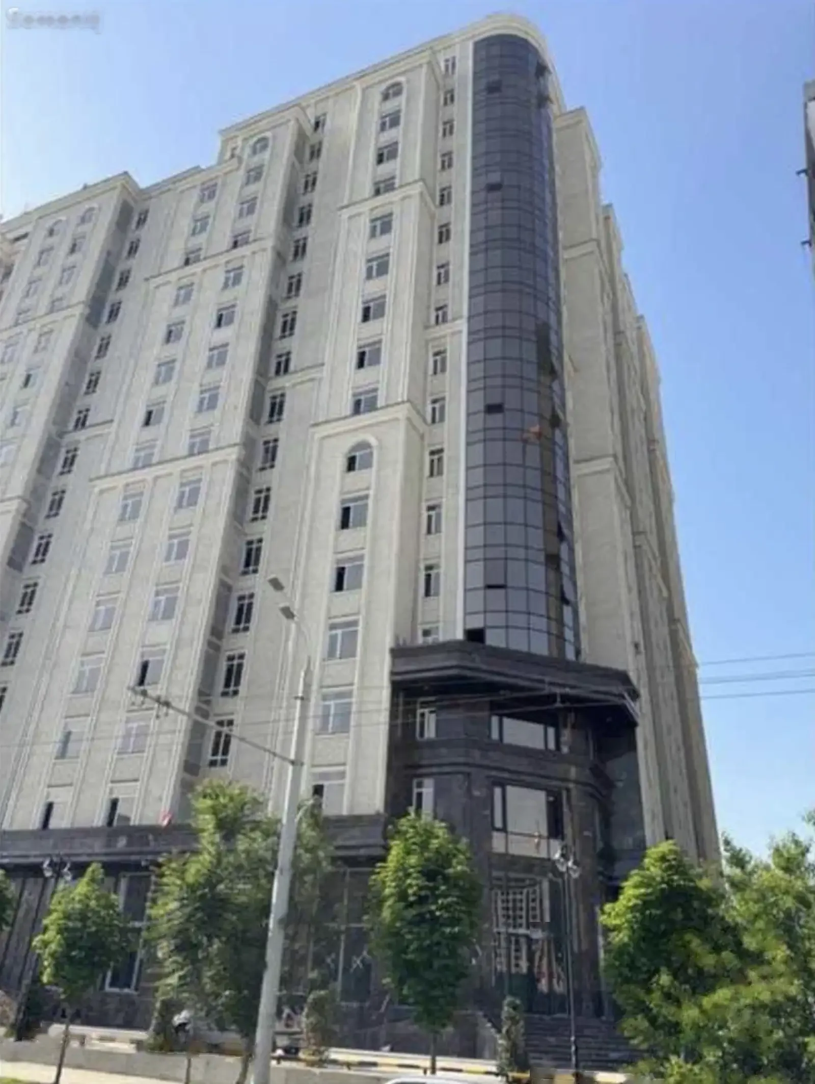 2-комн. квартира, 16 этаж, 106м², 82мкр