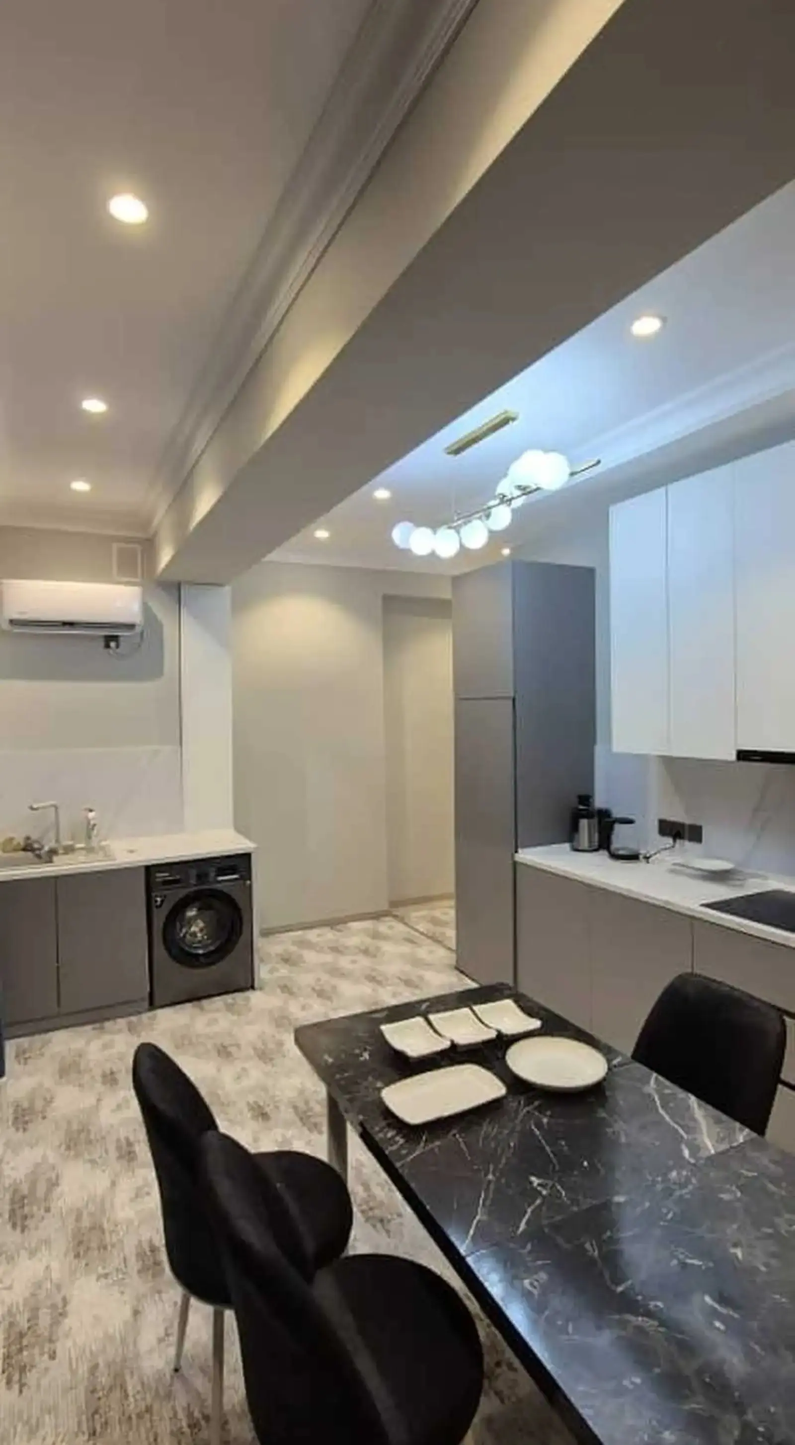 2-комн. квартира, 15 этаж, 90м², Шохмансур
