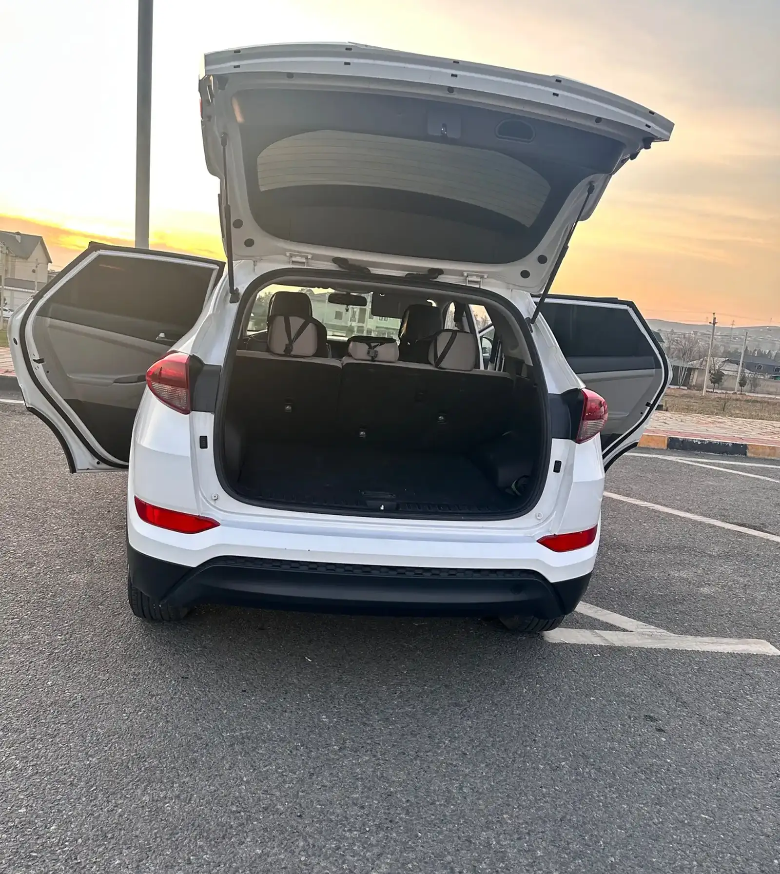 Hyundai Tucson,