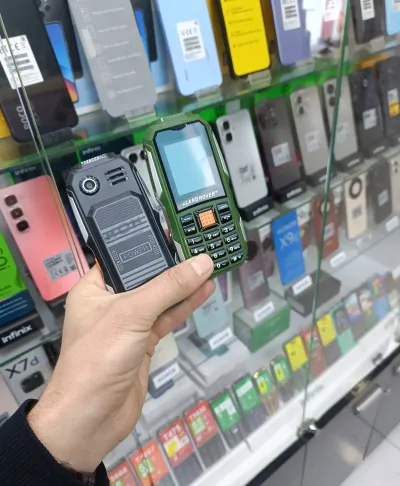 Nokia 2sim Land Rover Нет встроенной памяти