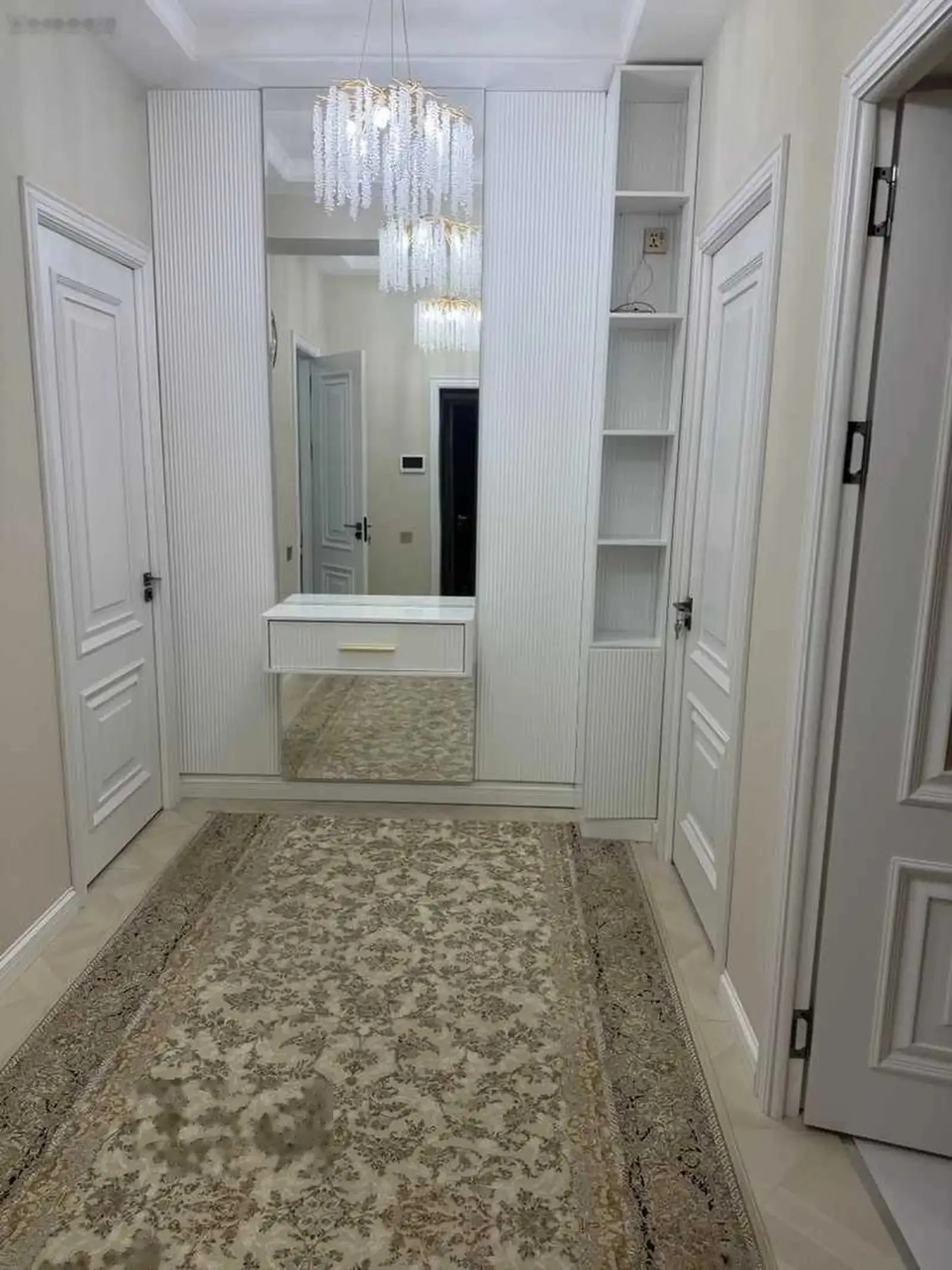 5-комн. квартира, 4 этаж, 220м², Путовский доми баракат
