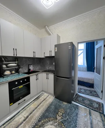 3-комн. квартира, 16 этаж, 71 м², Фирдавси Цирк около дом Зажигалка