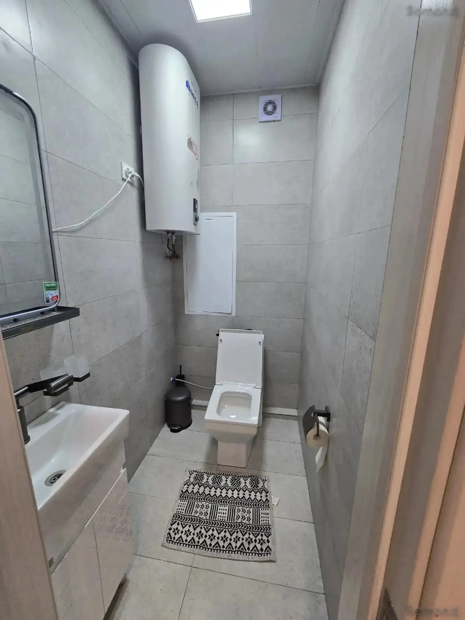 2-комн. квартира, 14 этаж, 75м², Шохмансур