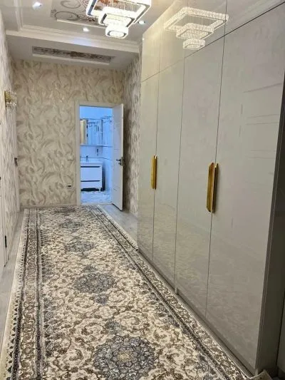 2-комн. квартира, 10 этаж, 90м², И. Сомони