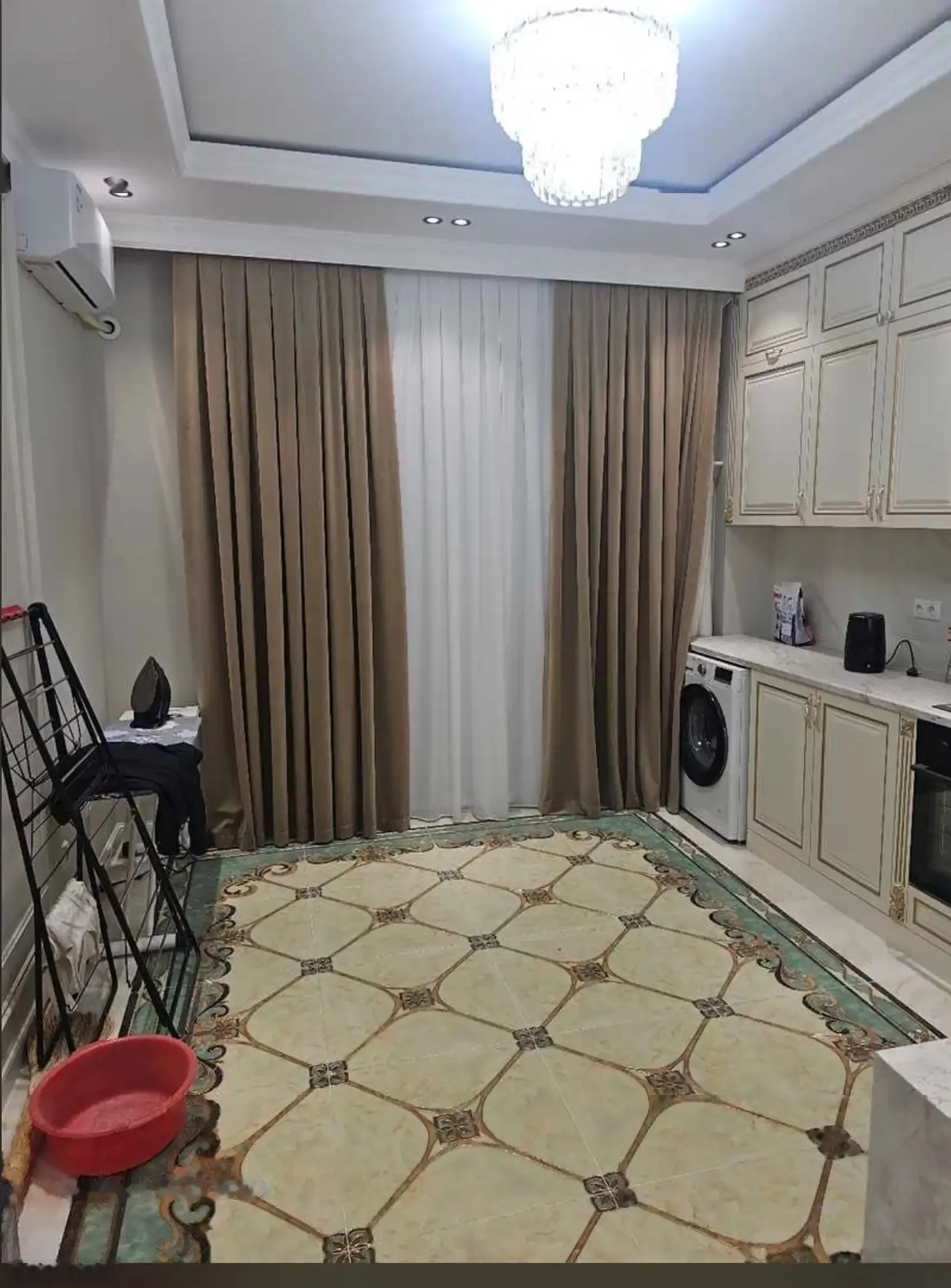3-комн. квартира, 14 этаж, 113м², сомони