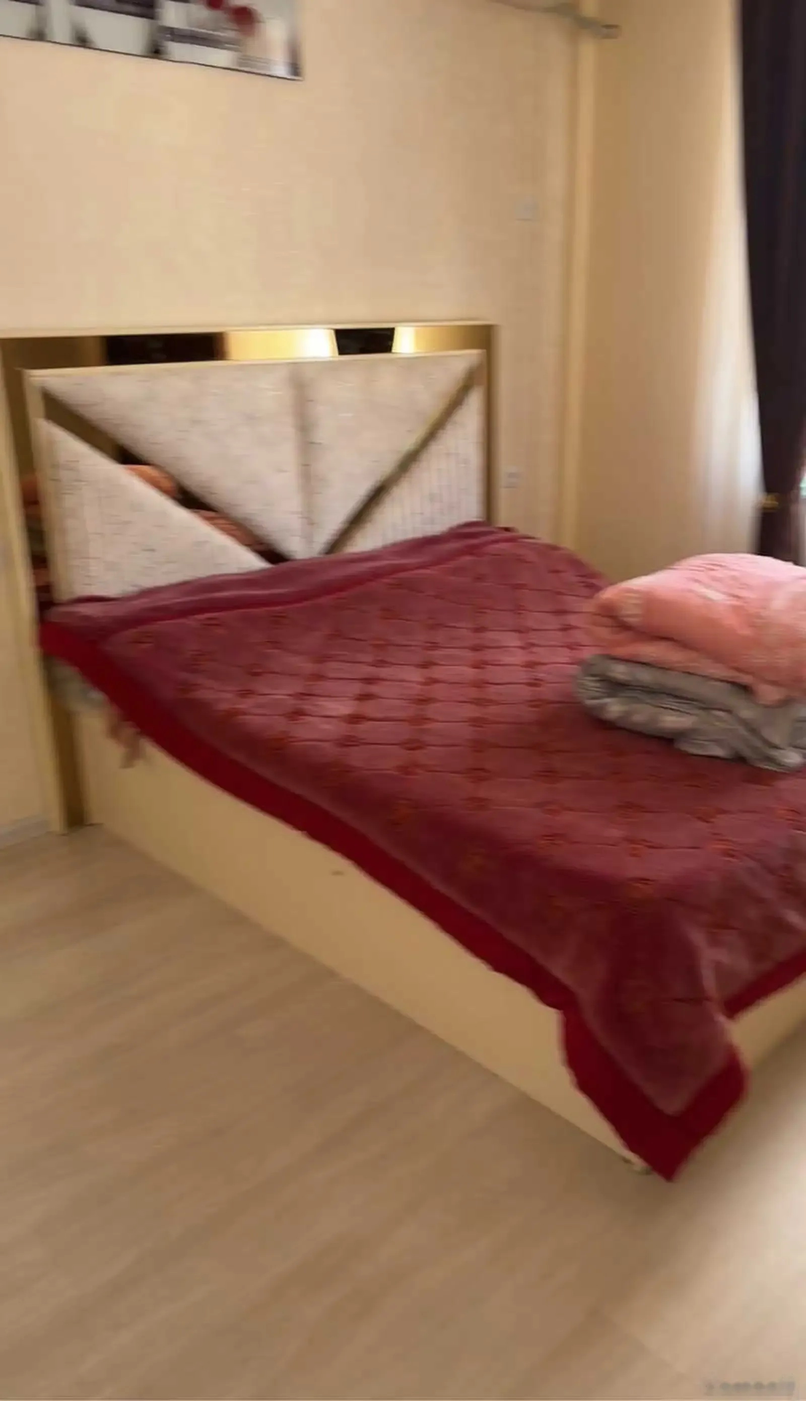 3-комн. квартира, 10 этаж, 120м², И. Сомони, бозори Меҳргон