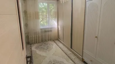 3-комн. квартира, 4 этаж, 58 м², Сино 101мкр