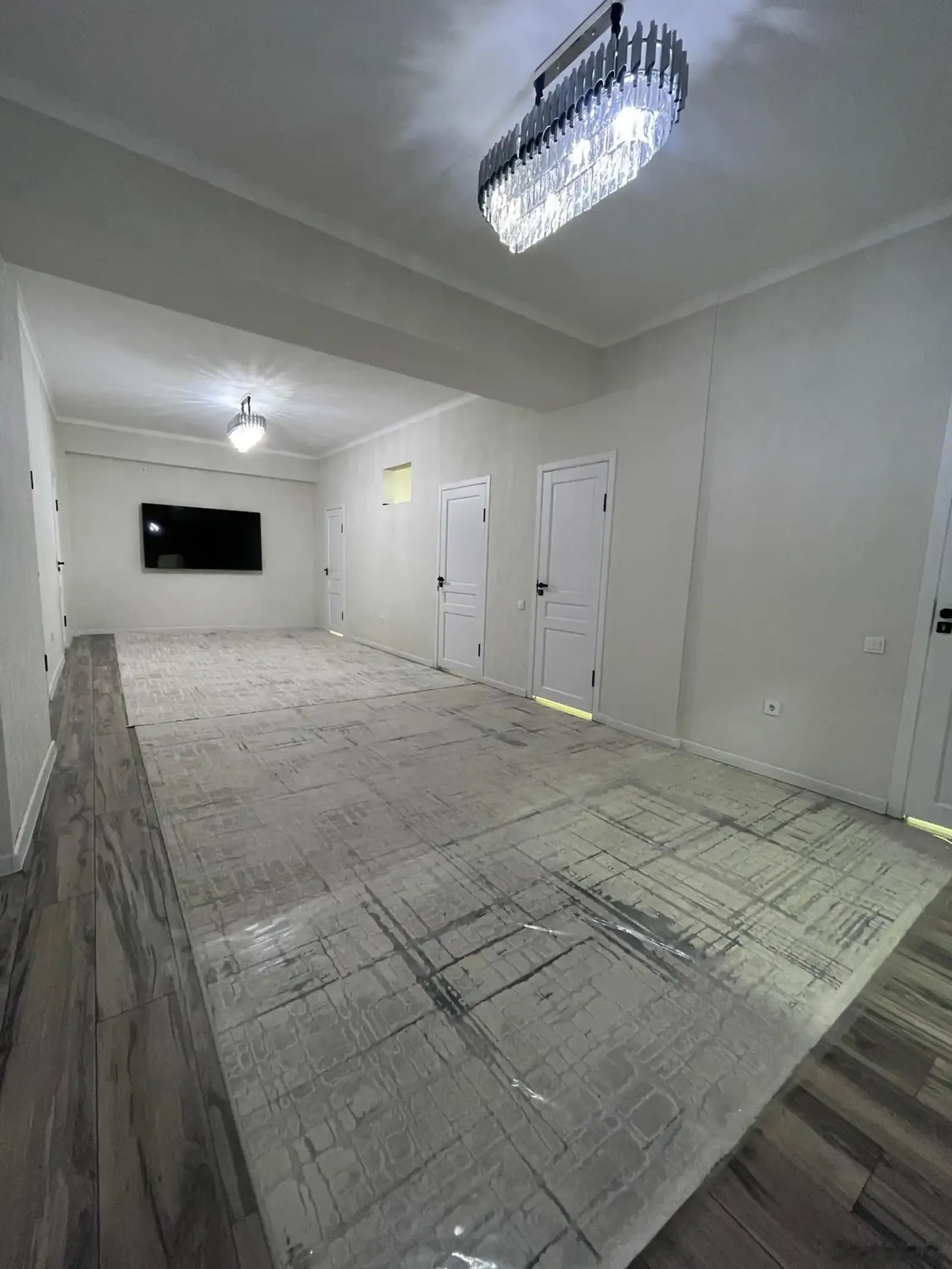 3-комн. квартира, 10 этаж, 119 м², Проспект айни, напротив Гуля Голд (Дом Махмуда)