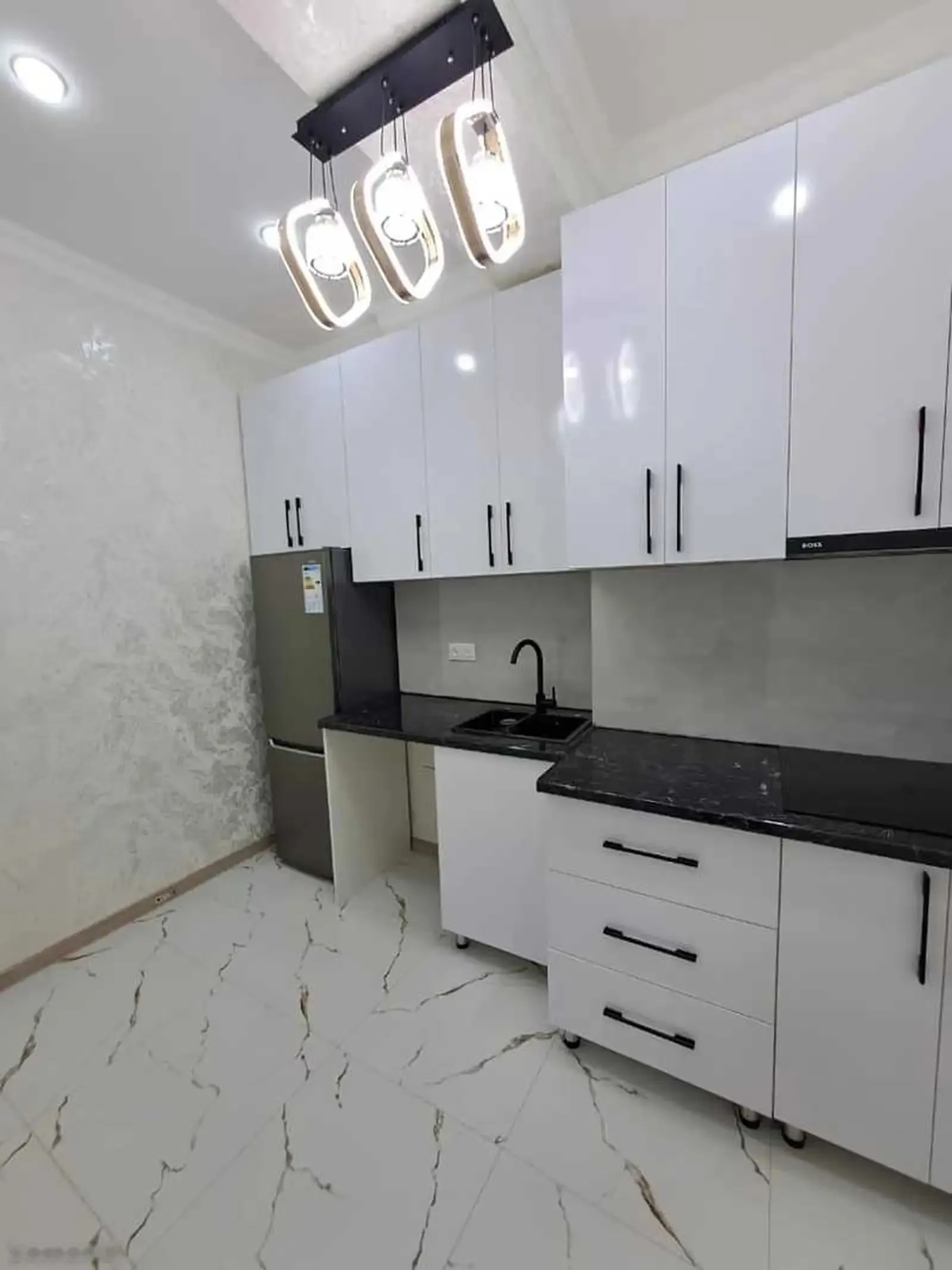 2-комн. квартира, 5 этаж, 55м², Зелёный бозор