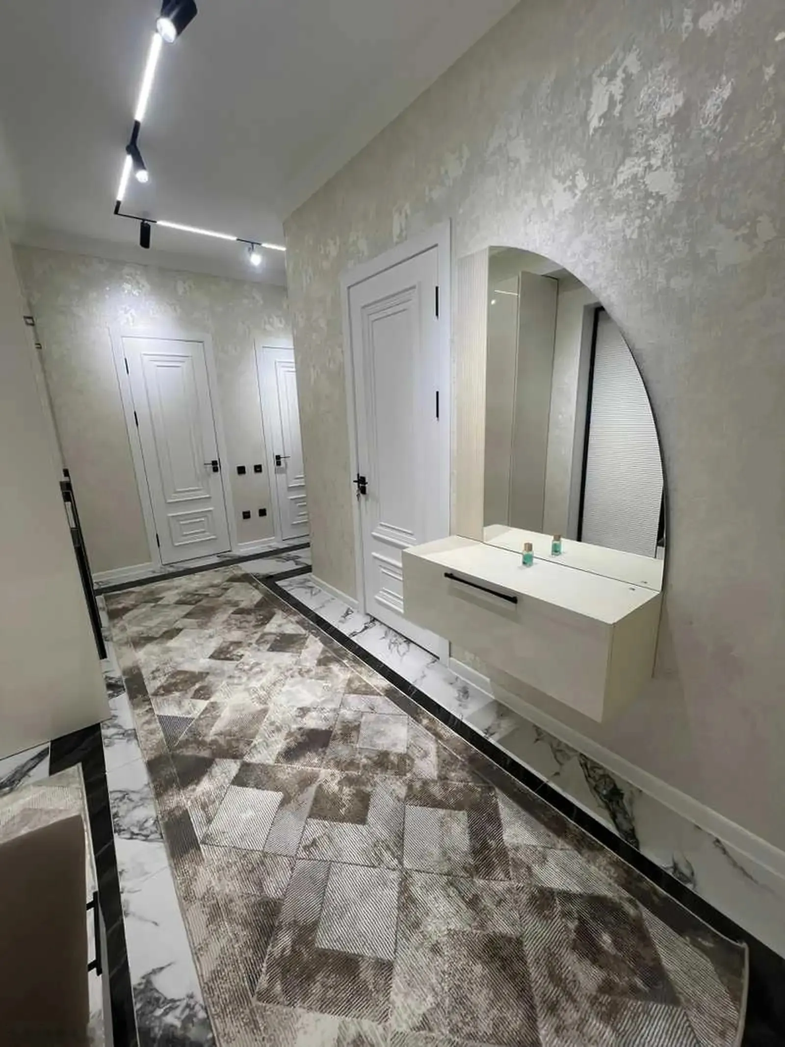 2-комн. квартира, 12 этаж, 90м², ру ба руи гостницаи Hilton