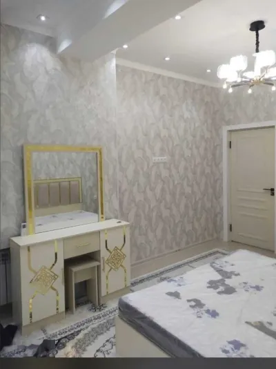 2-комн. квартира, 5 этаж, 65м², Фирдавси