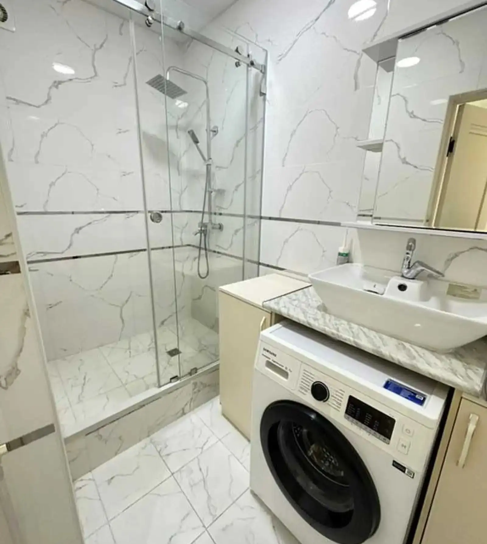 3-комн. квартира, 14 этаж, 106м², 82 мкр