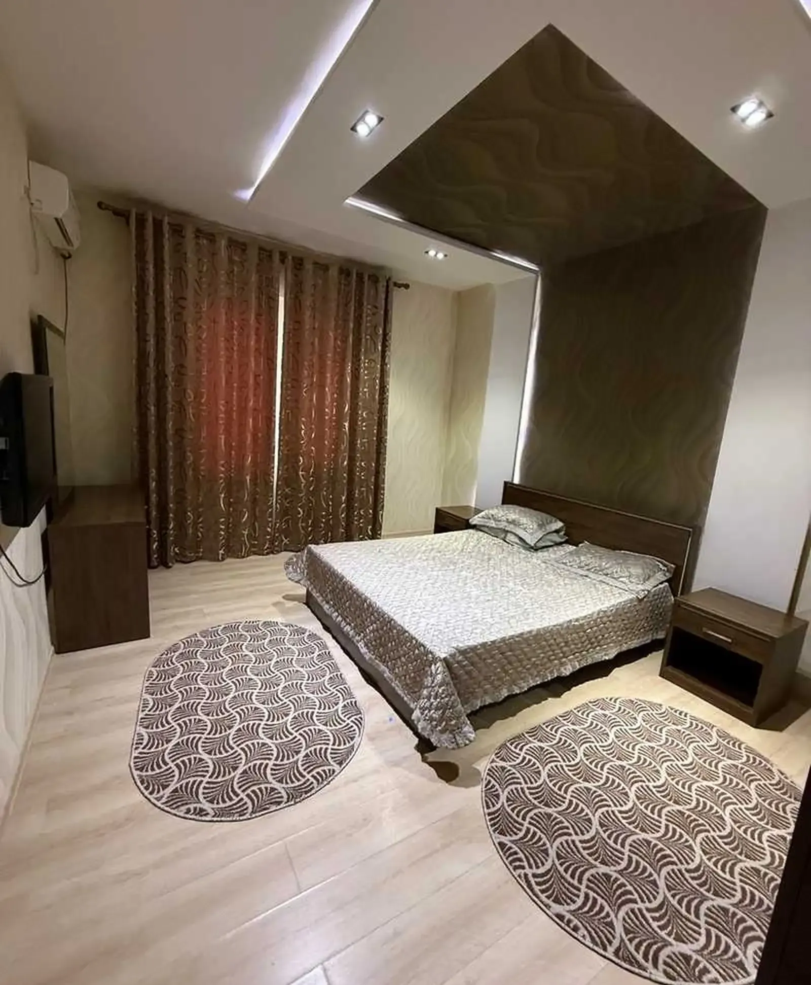 3-комн. квартира, 8 этаж, 102м², Ёвари Кохи Борбад
