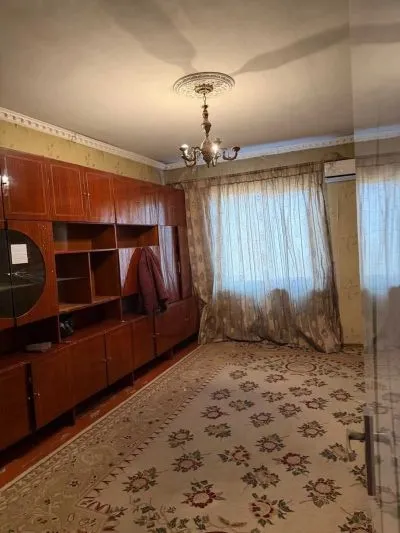 2-комн. квартира, 3 этаж, 62м², сино