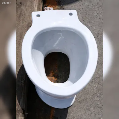 Дачный унитаз