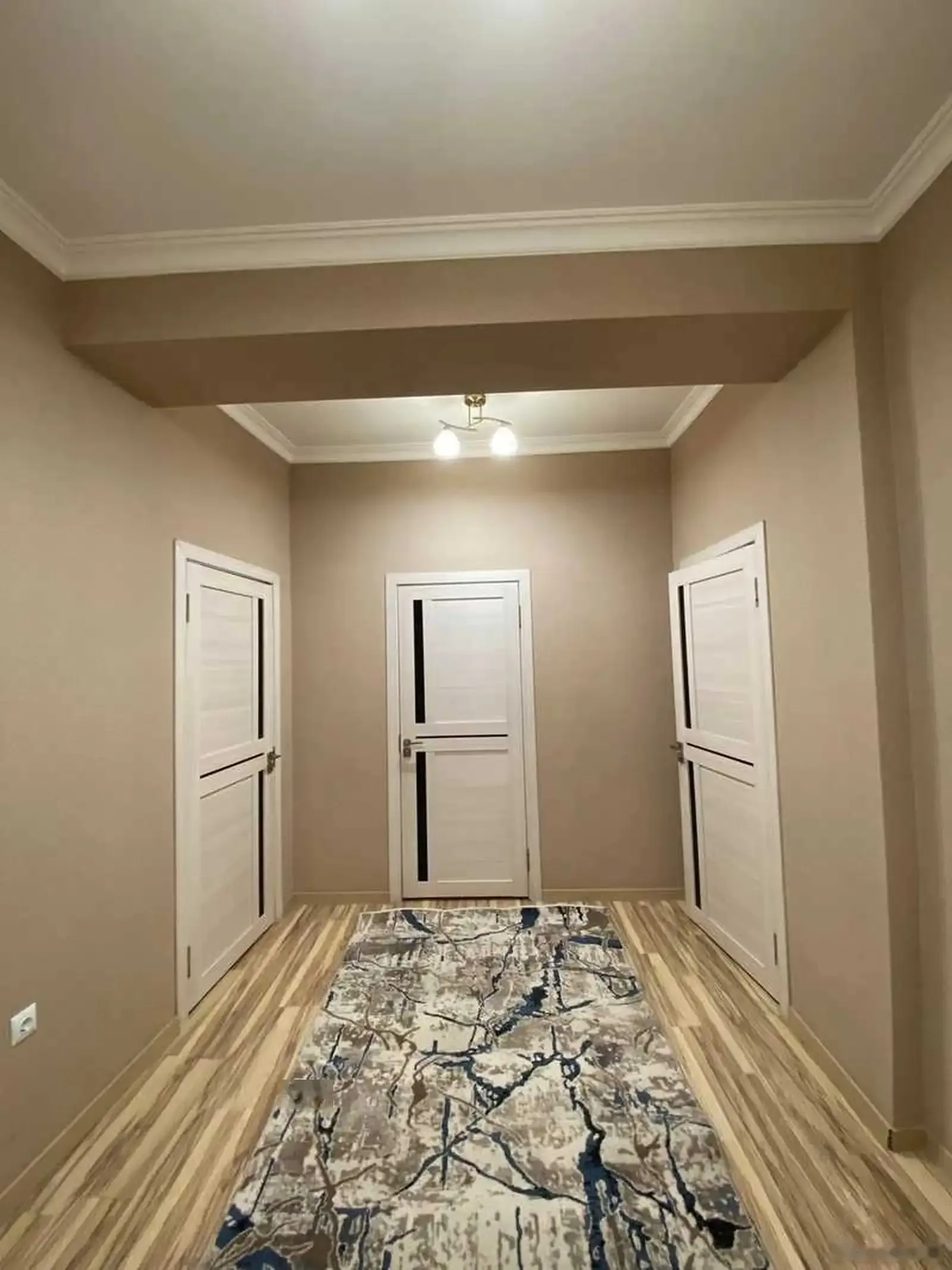 2-комн. квартира, 12 этаж, 58м², Овир