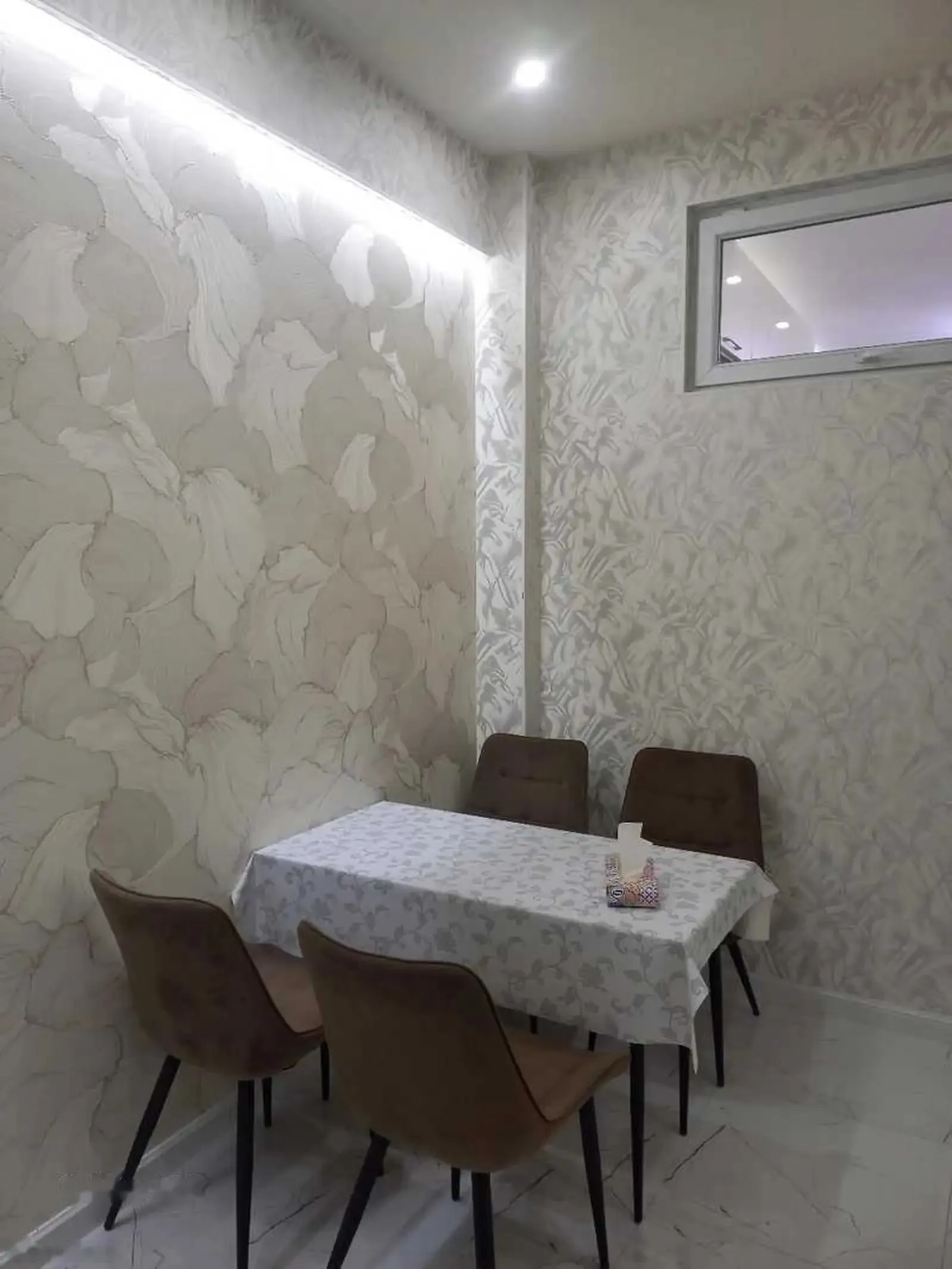 2-комн. квартира, 12 этаж, 93м², 82мкр