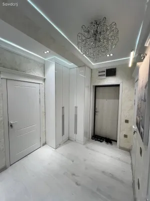 3-комн. квартира, 1 этаж, 82 м², Сино