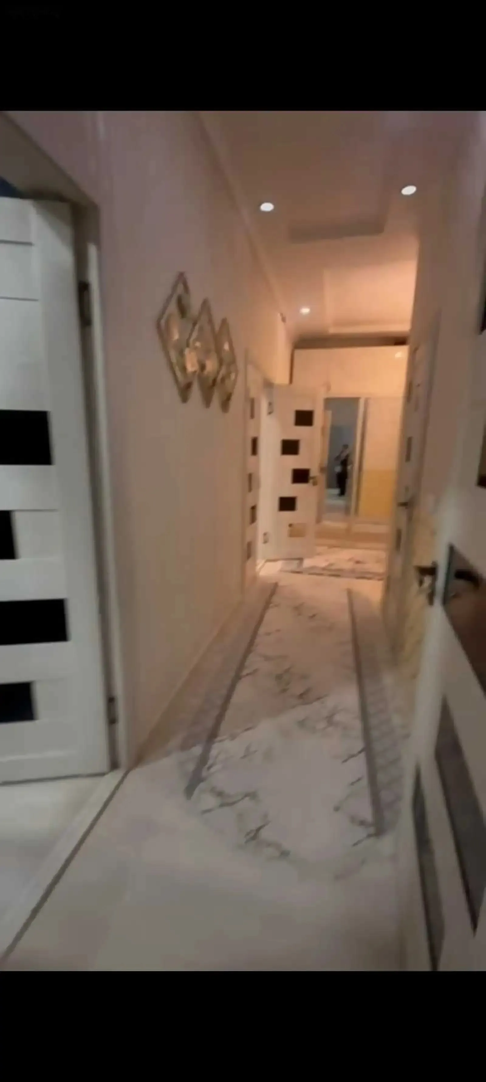 2-комн. квартира, 6 этаж, 68м², 33 мкр, Китайская стена