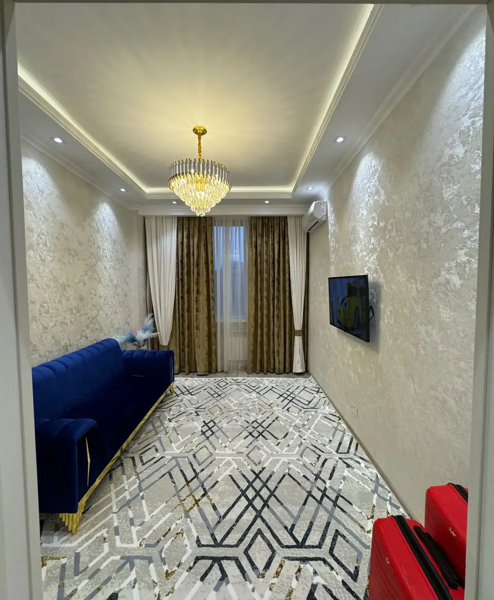 2-комн. квартира, 9 этаж, 60м², Овир/Гранд Отель