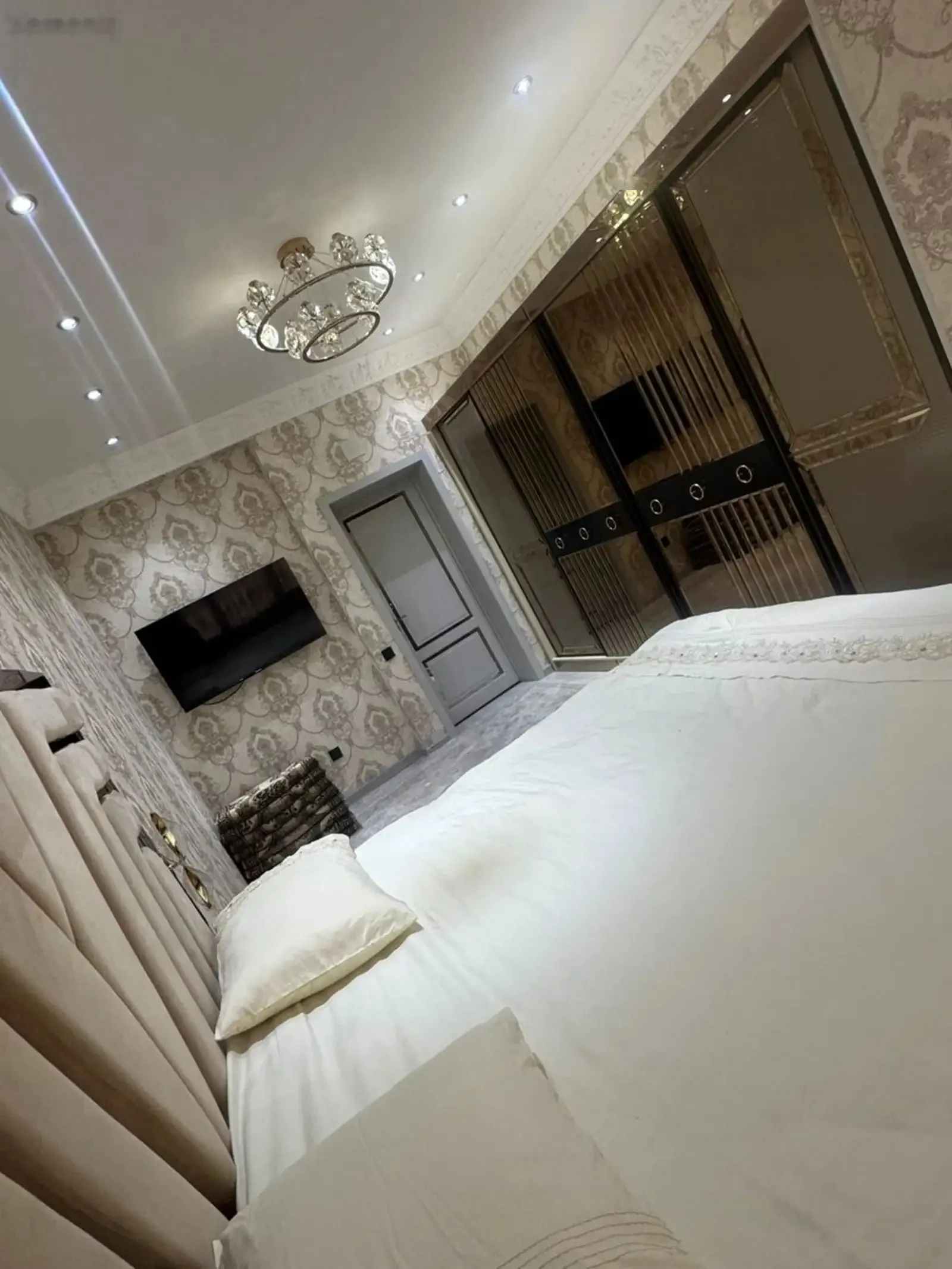 2-комн. квартира, 12 этаж, 88м², Шохмансур
