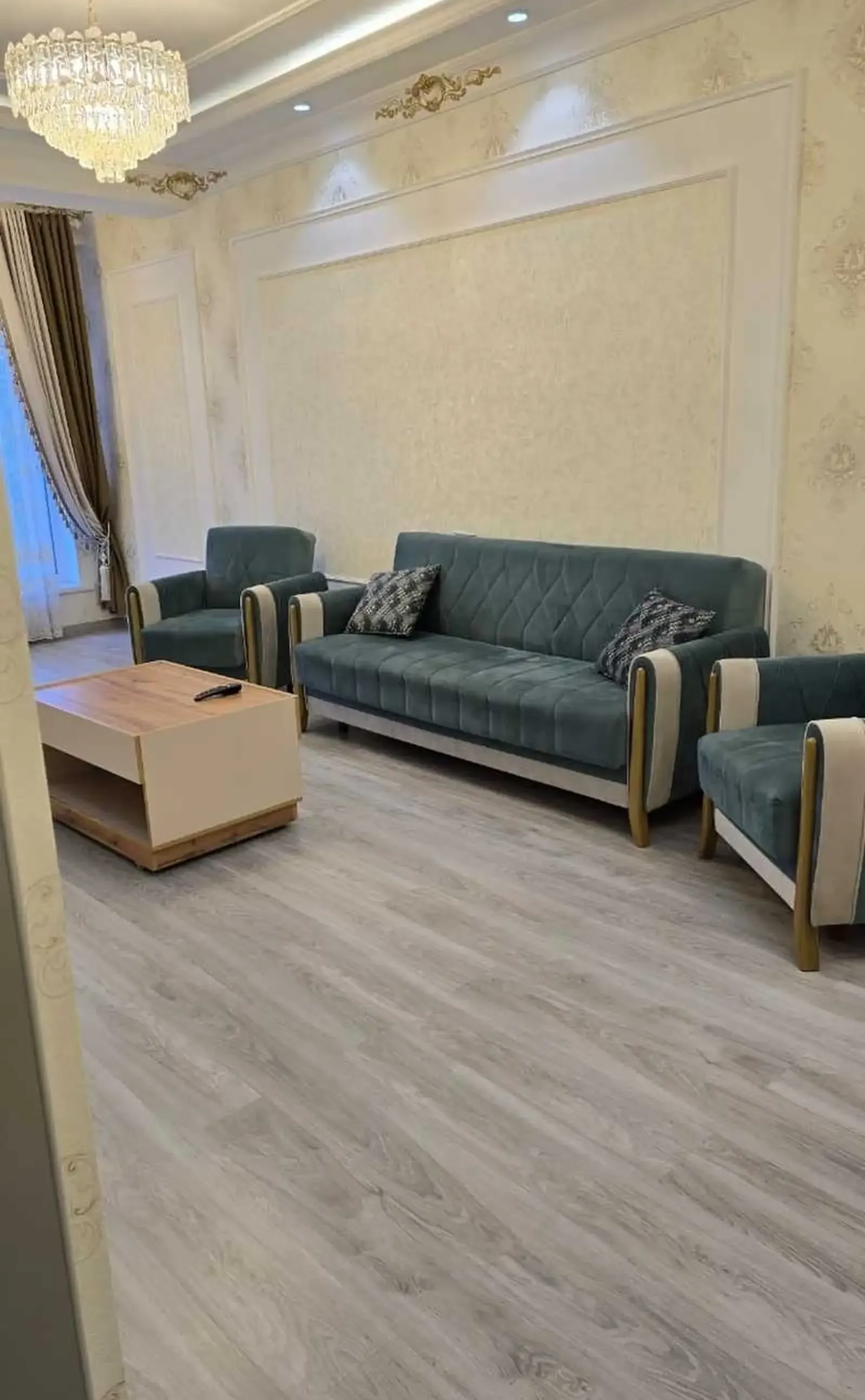 2-комн. квартира, 4 этаж, 90м², Дом печати