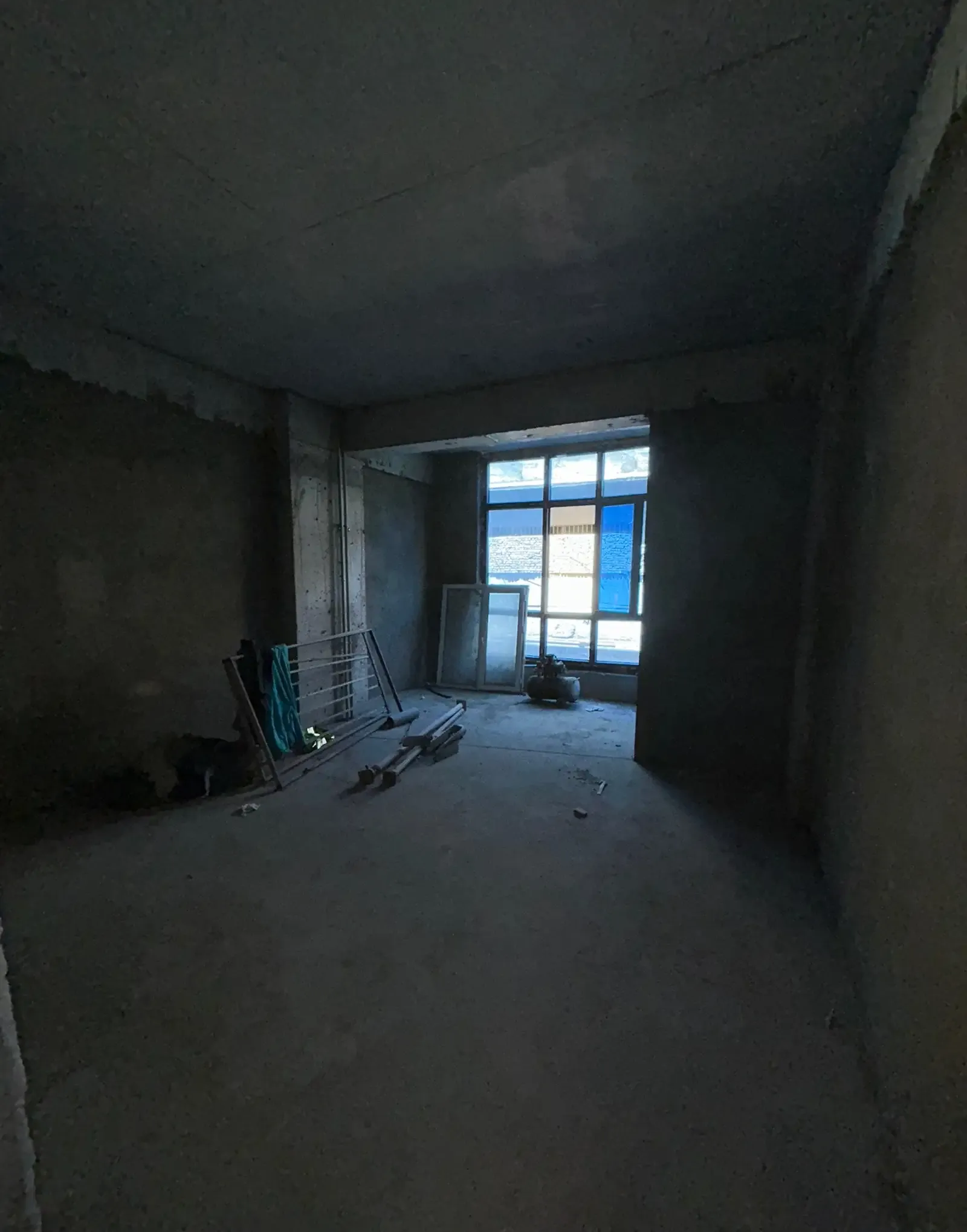 3-комн. квартира, 1 этаж, 85 м², Сино 33 мкр