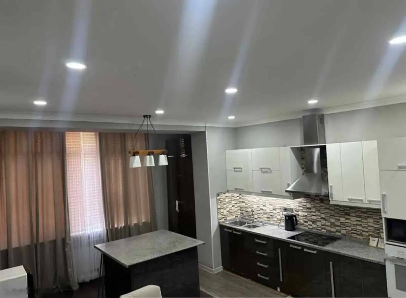 3-комн. квартира, 1 этаж, 100м², 91мкр