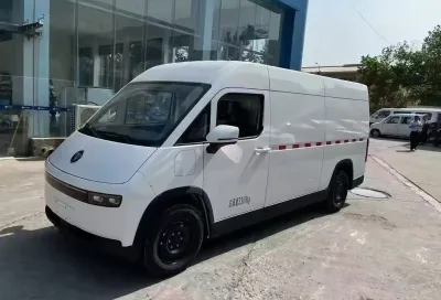 Фургон Foton i7, 2026