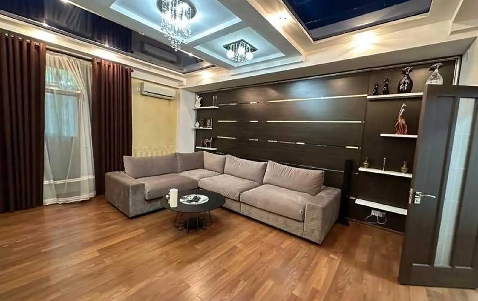 2-комн. квартира, 4 этаж, 110м², Сафина,Дом печать дом Швили