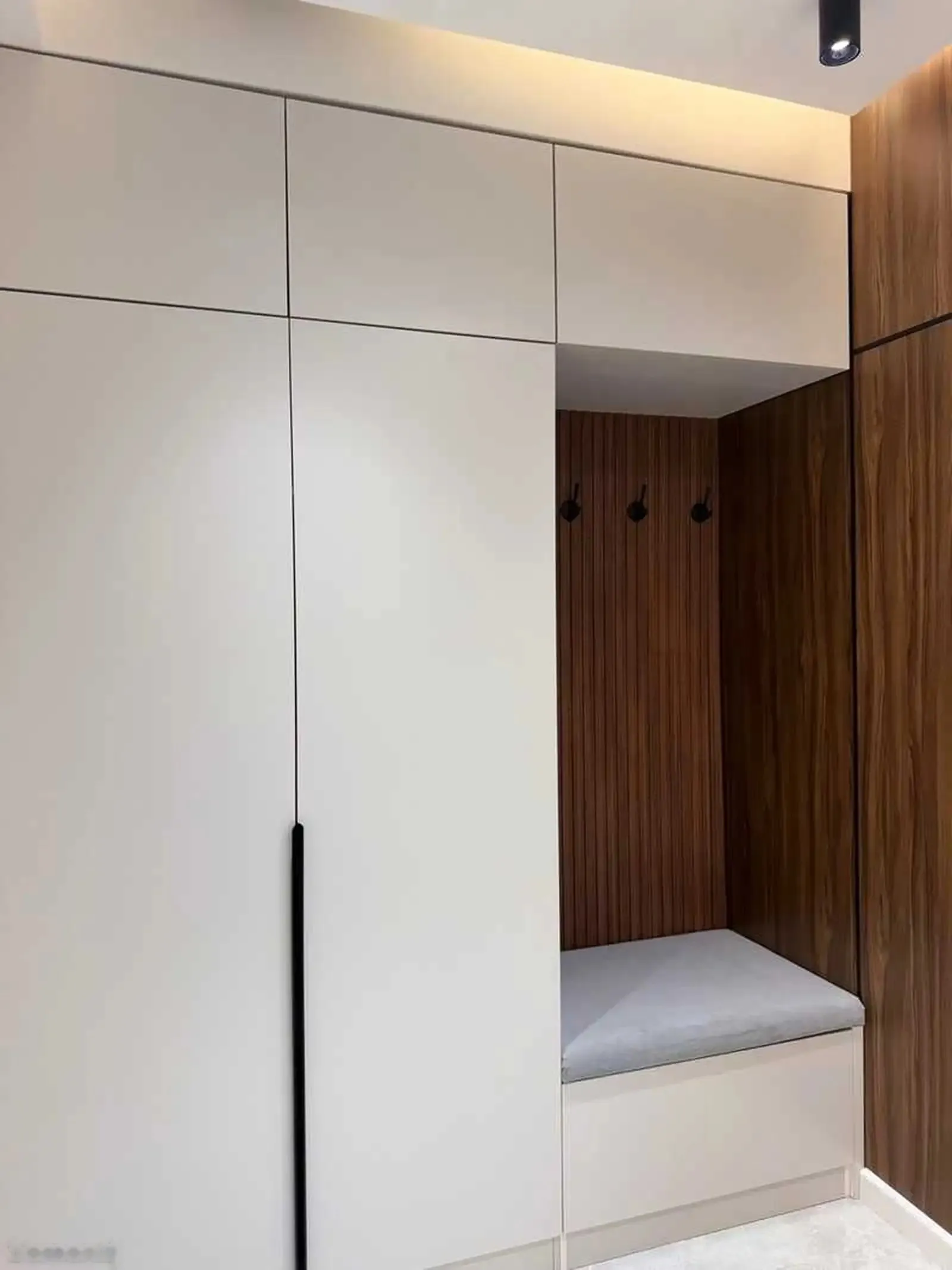 2-комн. квартира, 18 этаж, 55м², Дом печати