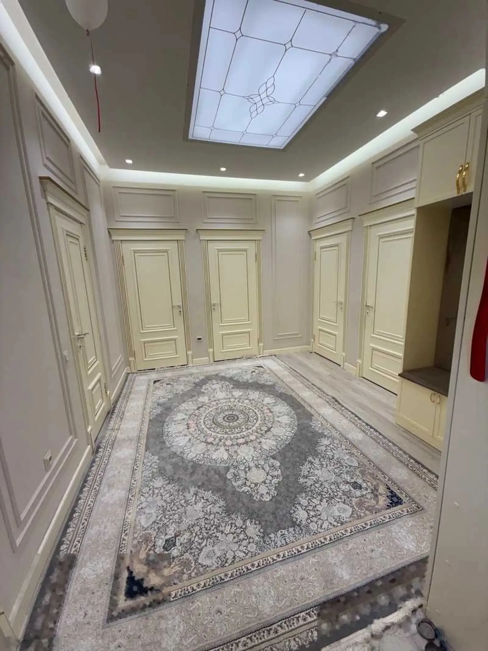 3-комн. квартира, 9 этаж, 97м², н.Шохмансур кучаи Садриддин Айни