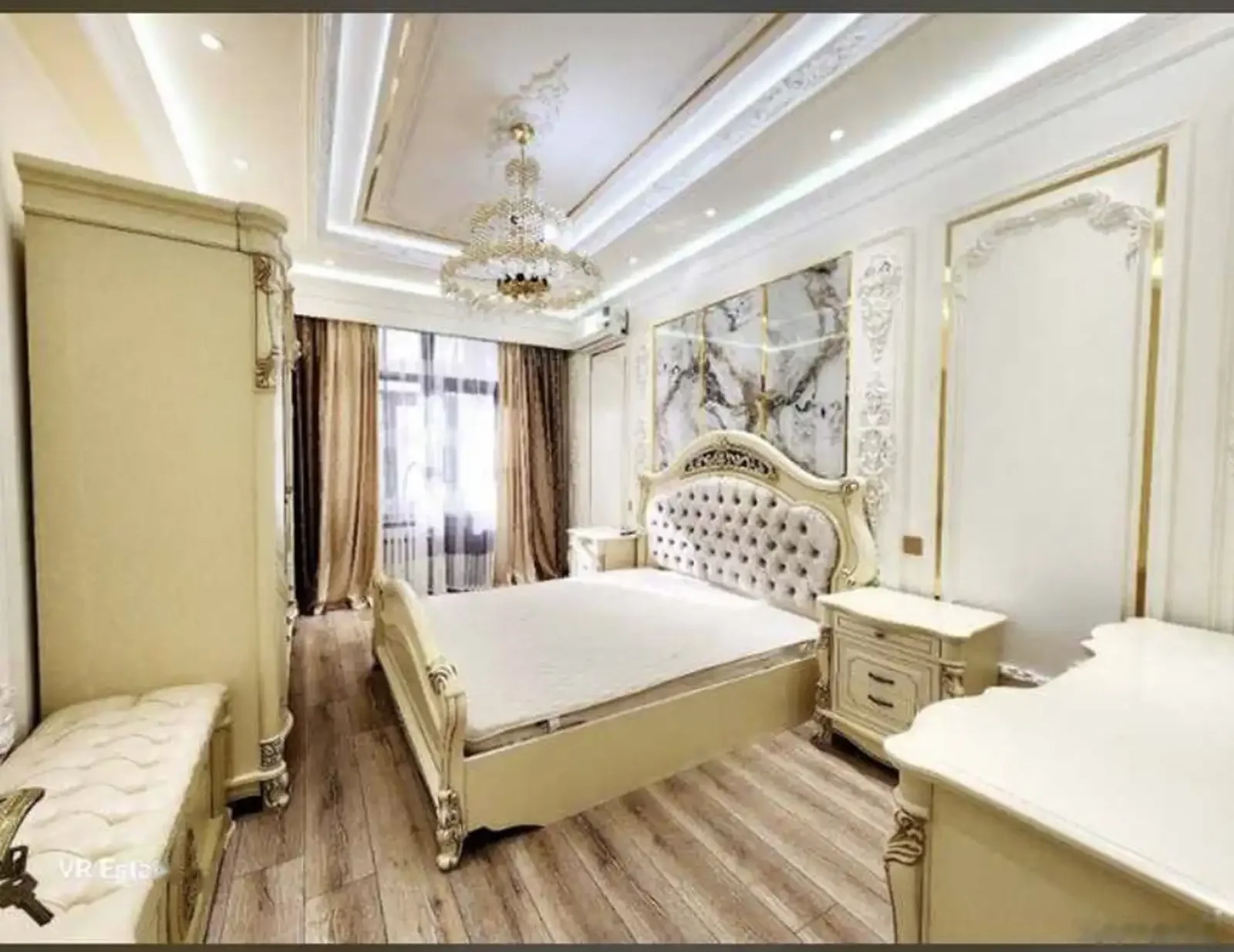 3-комн. квартира, 3 этаж, 102м², Сафо, Пединститут