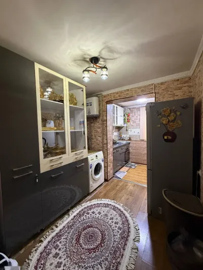4-комн. квартира, 2 этаж, 92 м², Сино