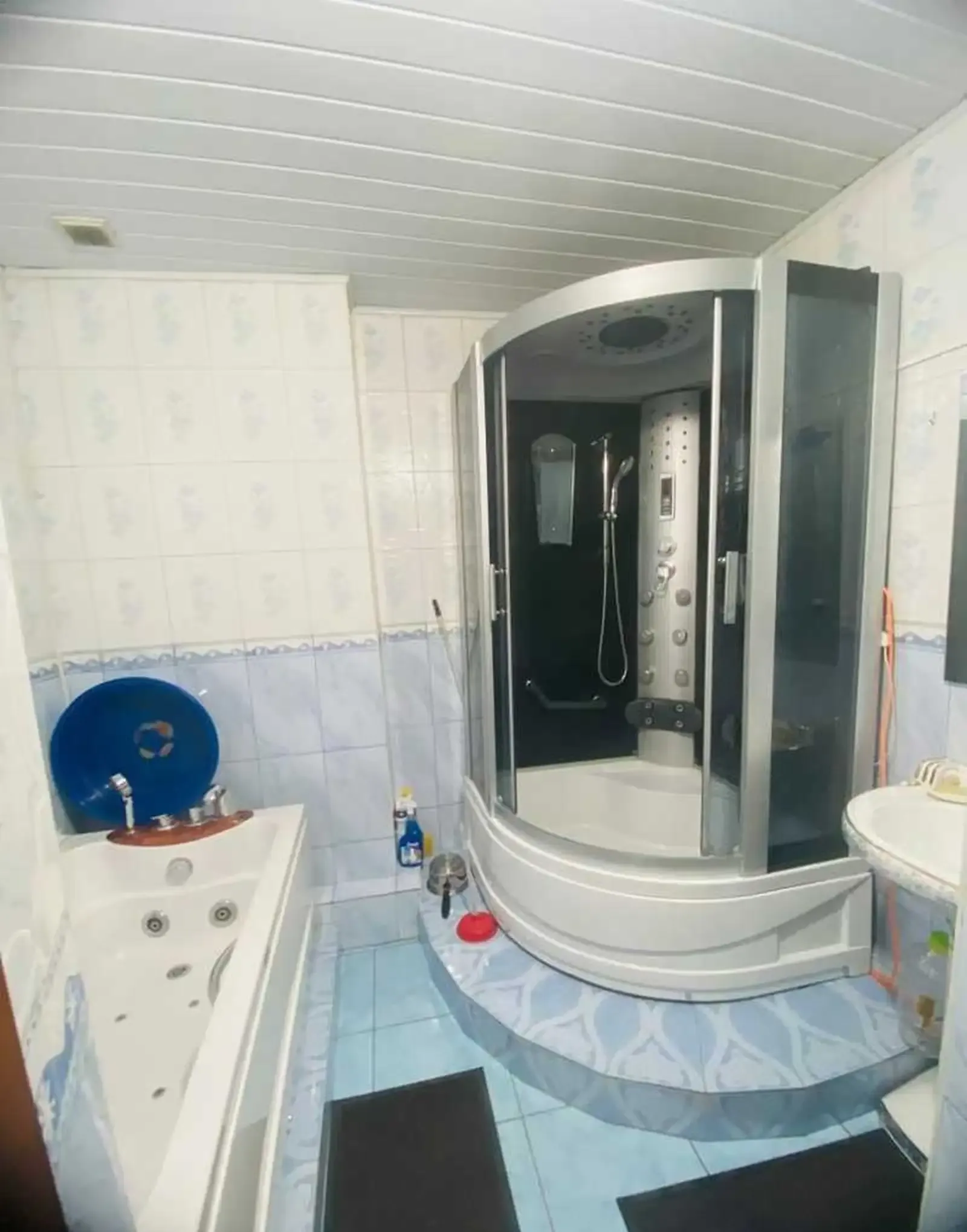 2-комн. квартира, 10 этаж, 109м², Швили.Дом Печать