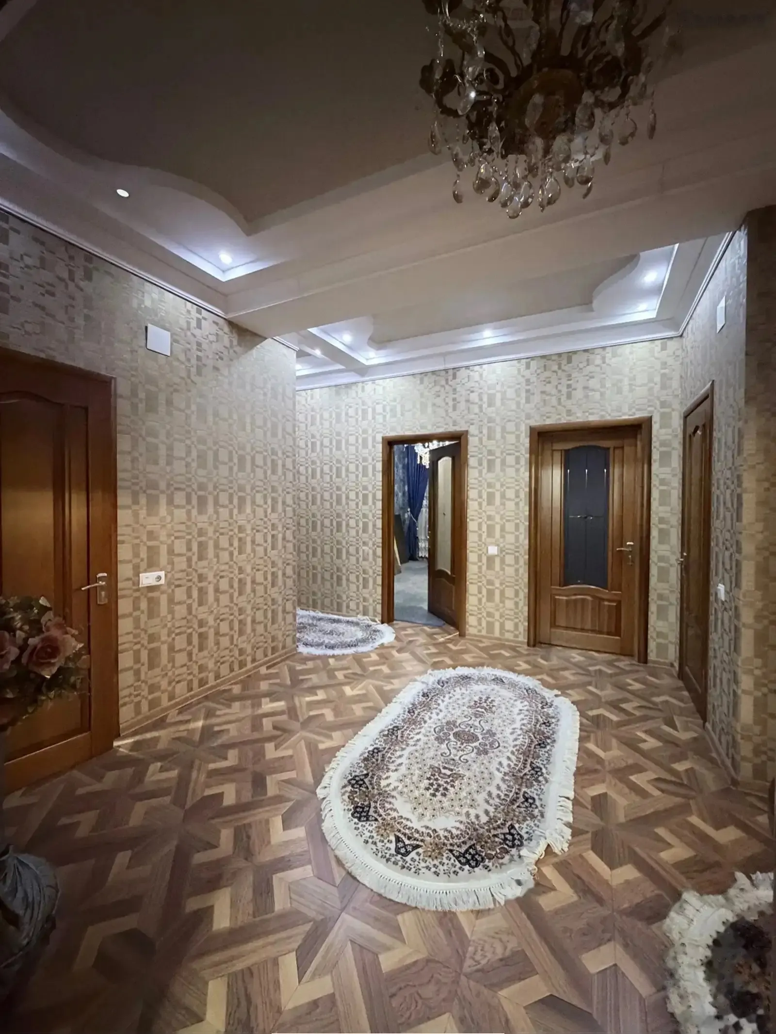 3-комн. квартира, 5 этаж, 134м², Сино