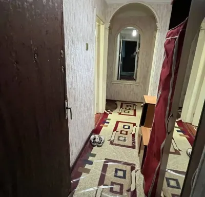 3-комн. квартира, 1 этаж, 55 м², Сино, 102 мкр