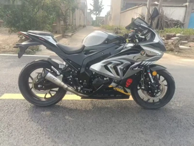 Мотоцикл BMW200 RR