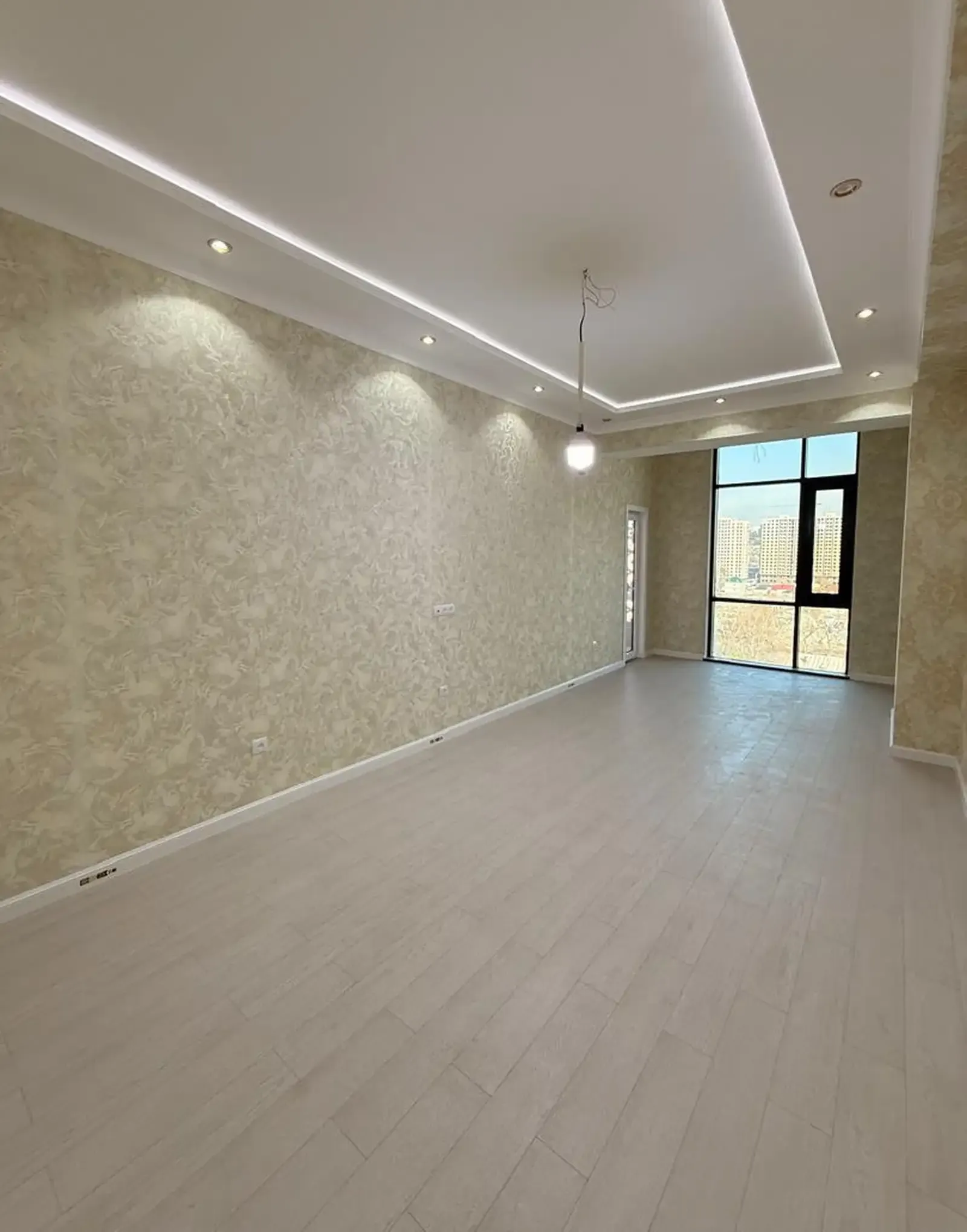 3-комн. квартира, 12 этаж, 126 м², Славянский