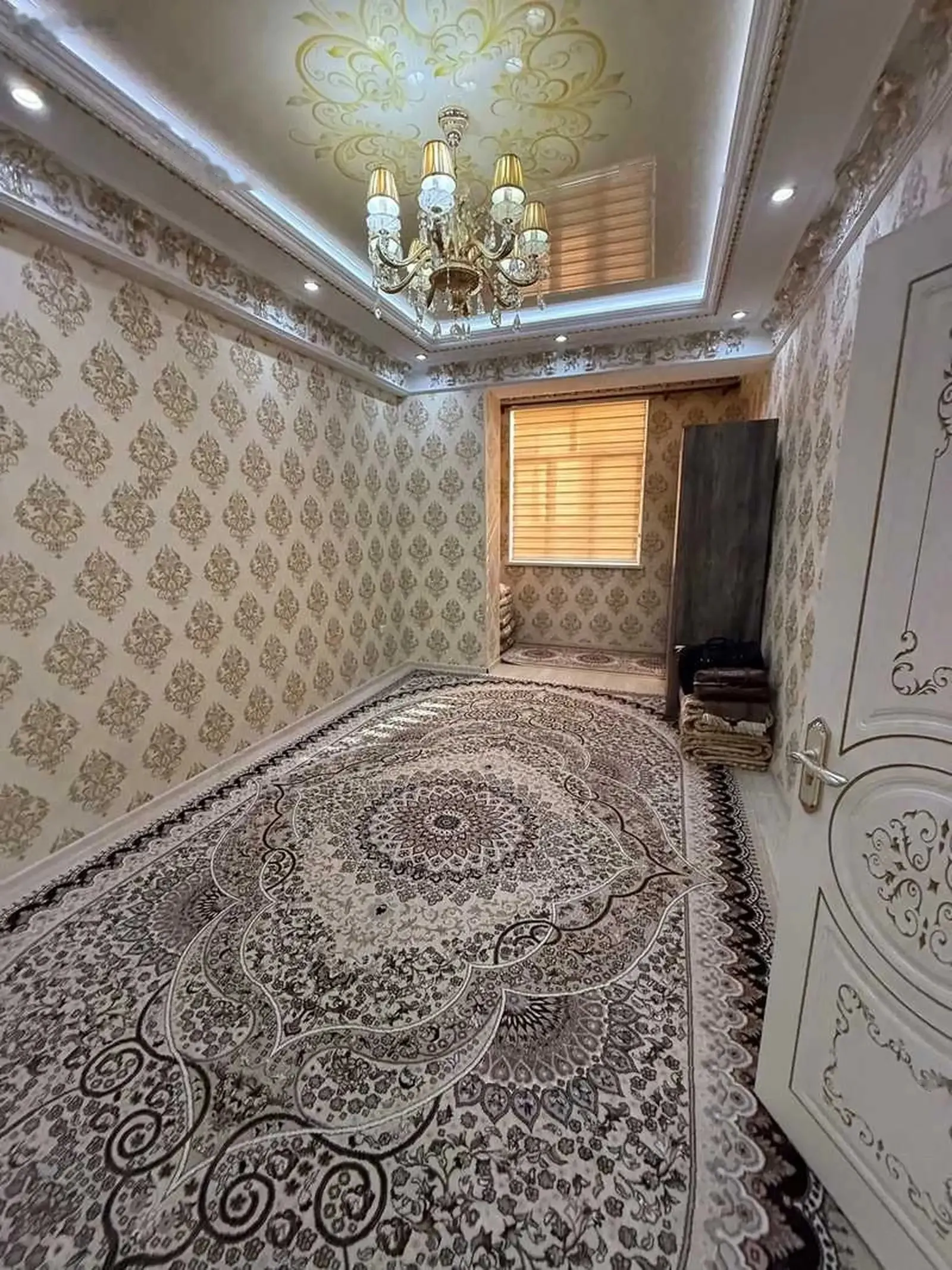 2-комн. квартира, 8 этаж, 75м², 112мкр