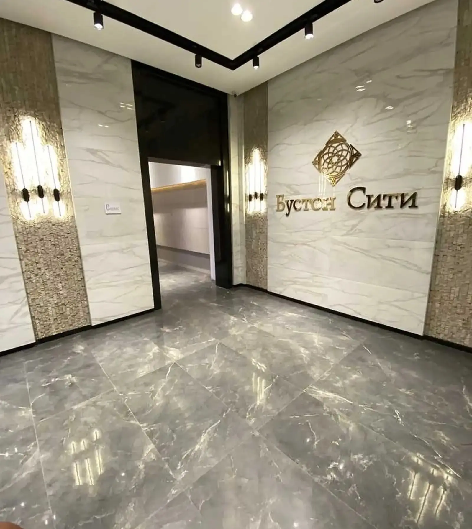 3-комн. квартира, 16 этаж, 76м², Шохмансур