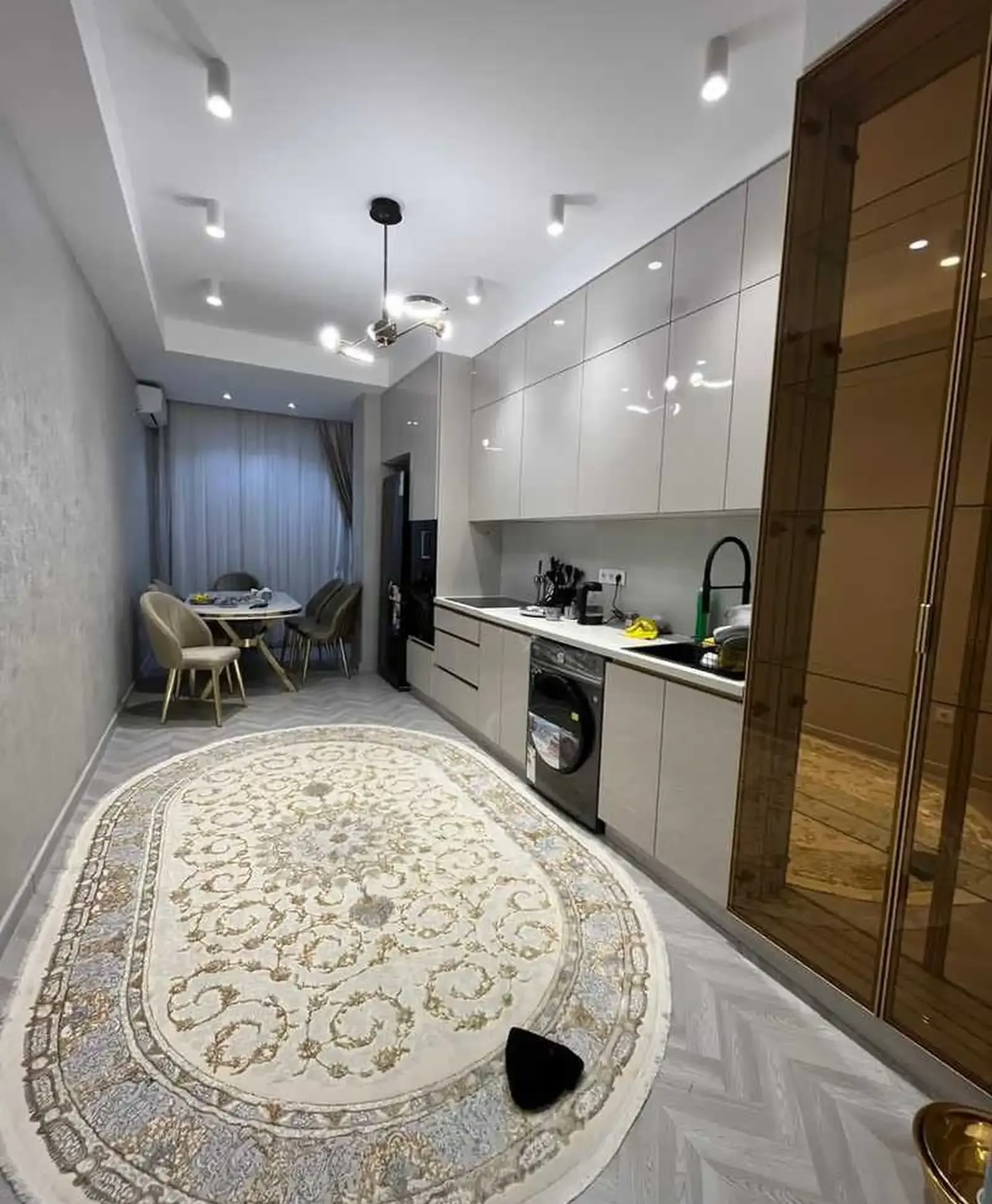 2-комн. квартира, 6 этаж, 73м², Овир