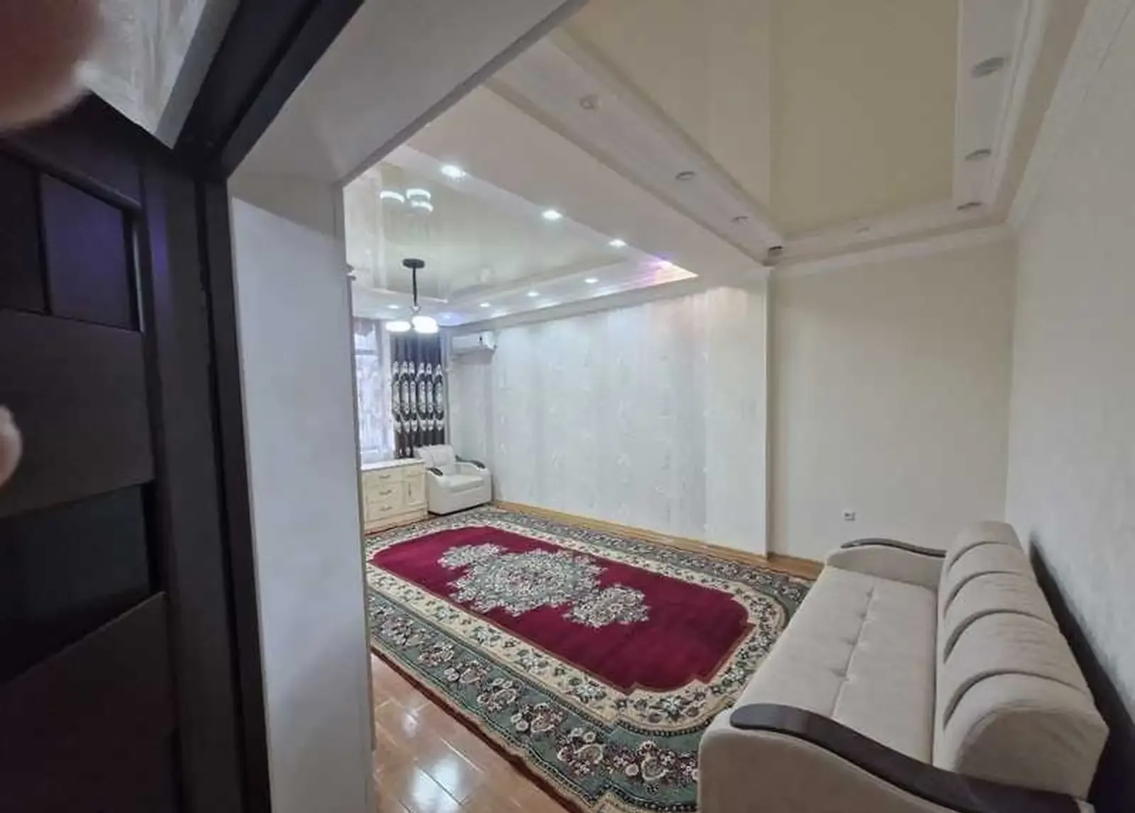 4-комн. квартира, 4 этаж, 140м², 92мкр