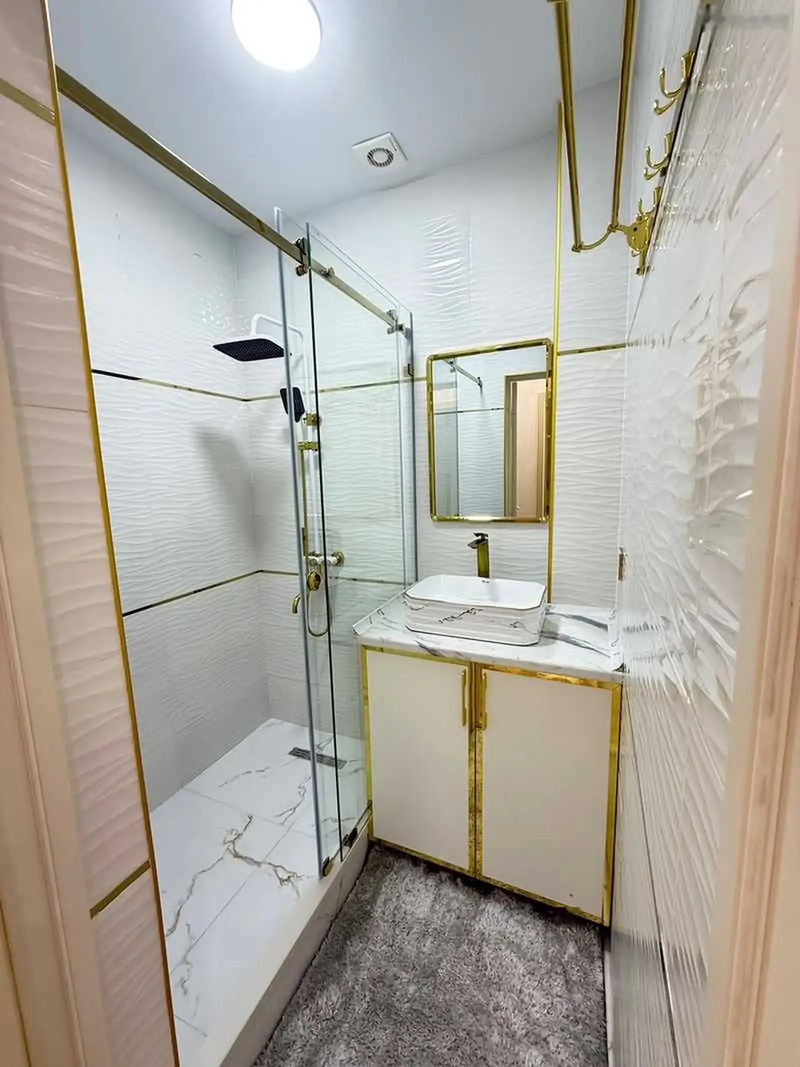2-комн. квартира, 5 этаж, 60м², 82мкр