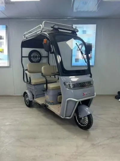 Трёхколёсный скутер