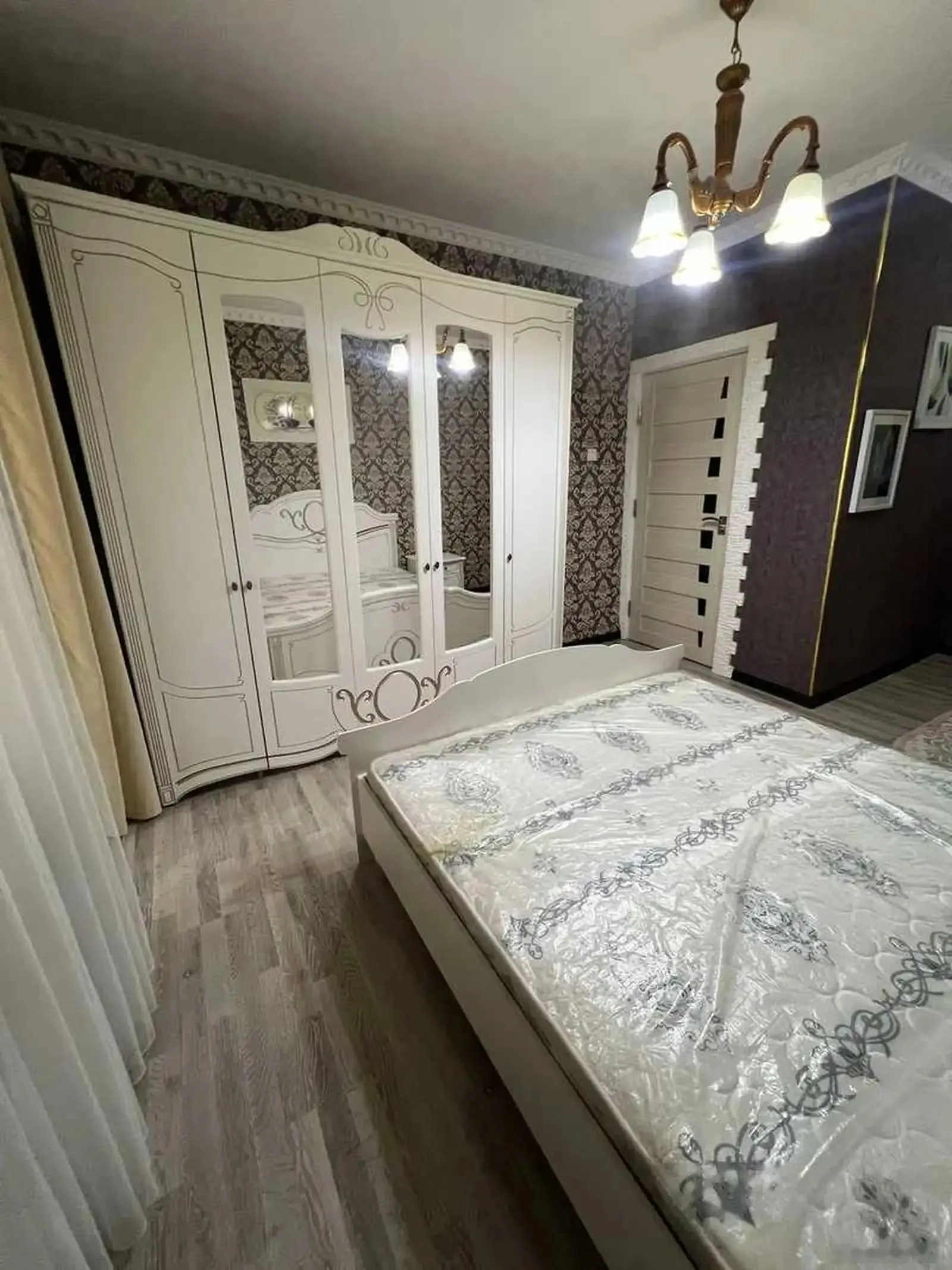 2-комн. квартира, 4 этаж, 62м², 92мкр