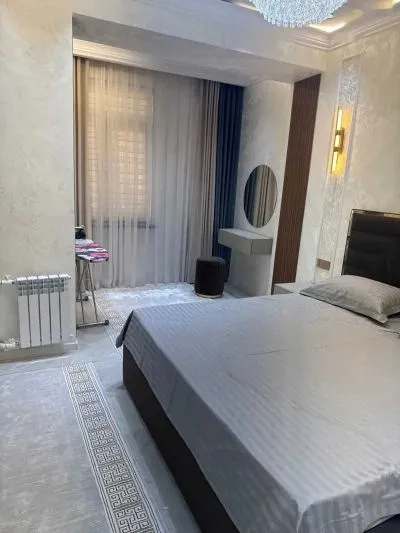 2-комн. квартира, 9 этаж, 90м², и сомони