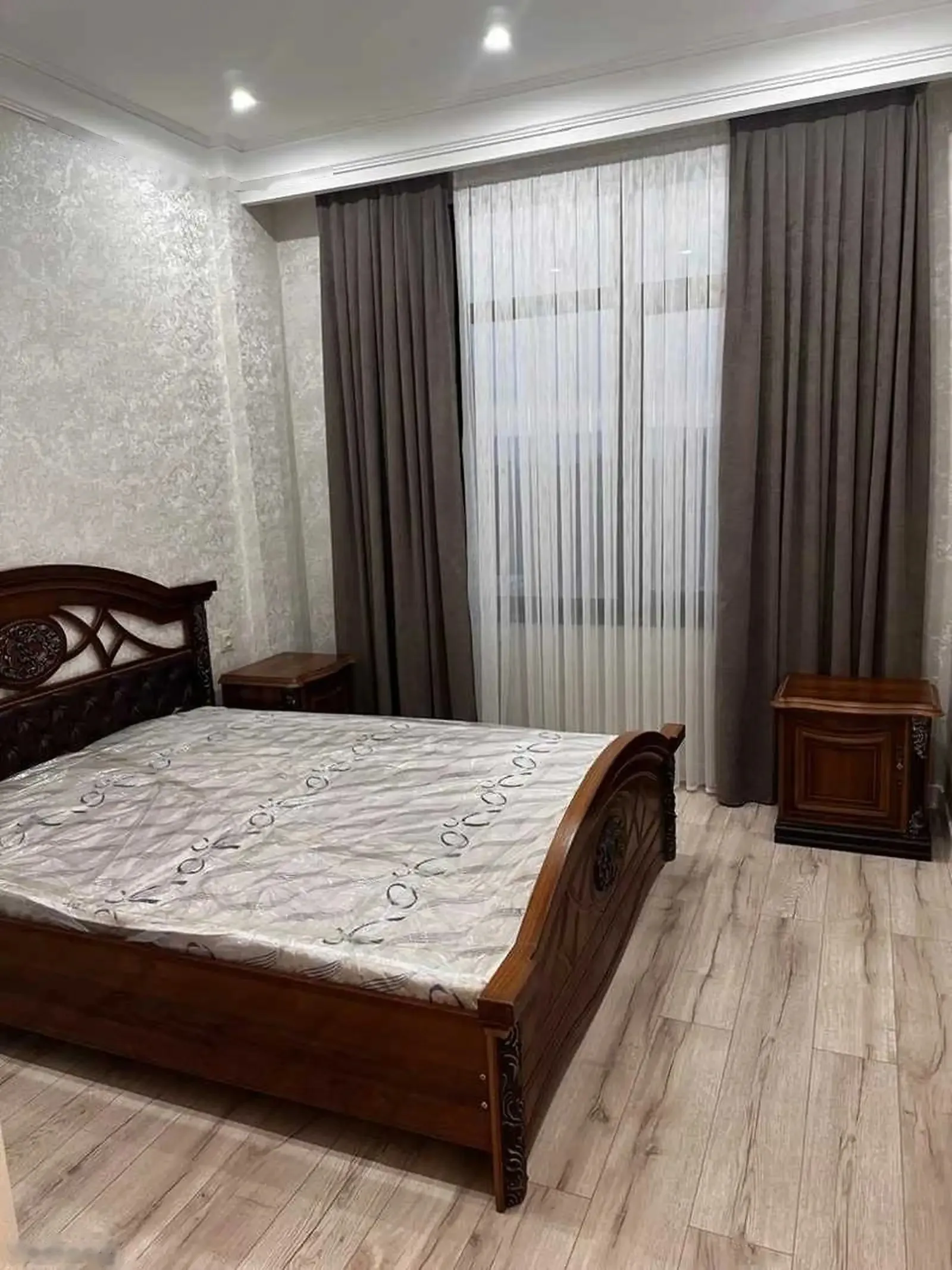 2-комн. квартира, 13 этаж, 80м², пещи паруи ботаники