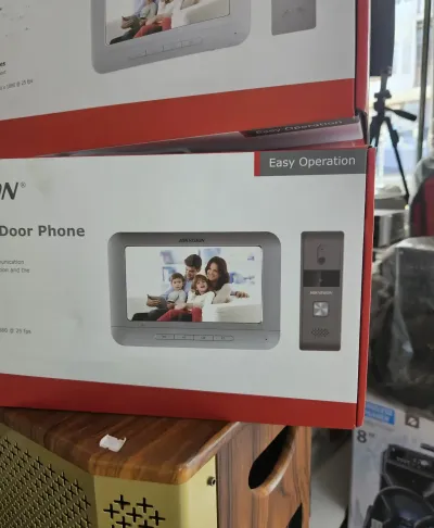 Видеодомофон Hikvision DS-KIS 203