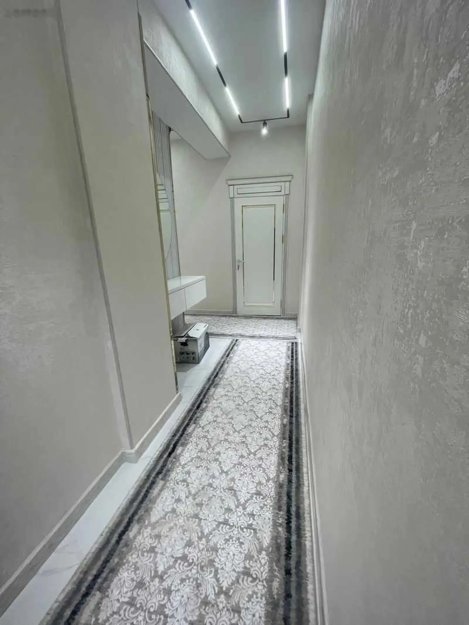 2-к квартира, 5 этаж, 62 м², гостиница Хилтон